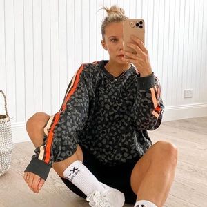 Team Camo Jumper Sarah’s Day